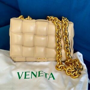 NEW Bottega Veneta Cassette Chain Padded Maxi Intrecciato Leather Bag – RARE